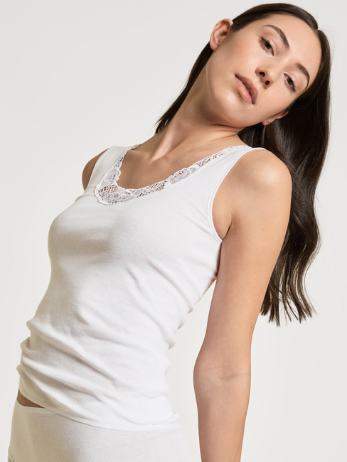 https://www.calida.com/cdn-cgi/image/width=488%2Cquality=95%2Cdpr=1%2Cformat=auto/out/pictures/master/product/1/Calida-Cotton-Desire-Tank-Top-weiss-12957-001.jpg